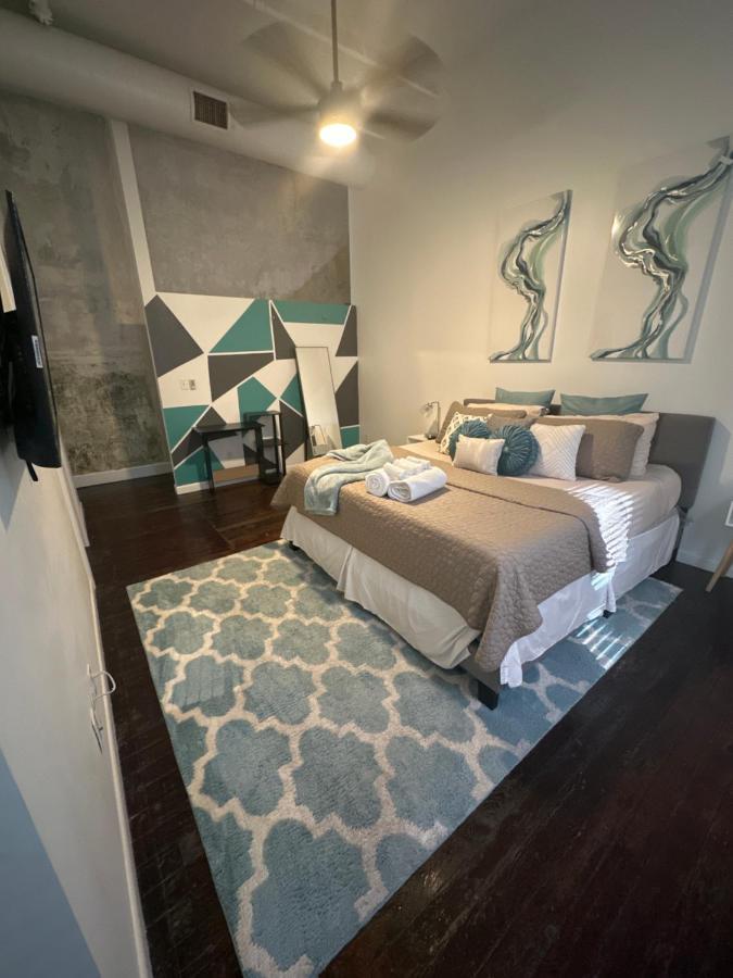 Luxury Condo “Walk To Everything” 孟菲斯 外观 照片